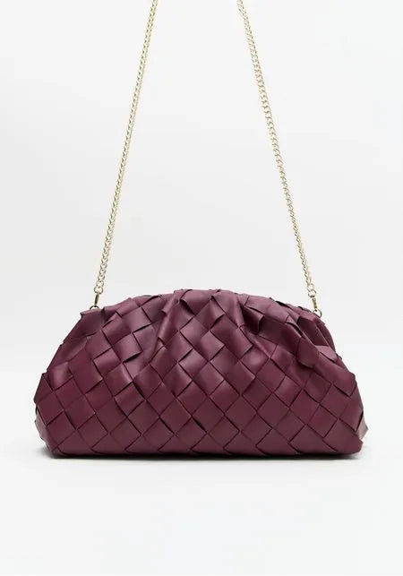 Bolsa Clutch Com Enfeite E Pingente