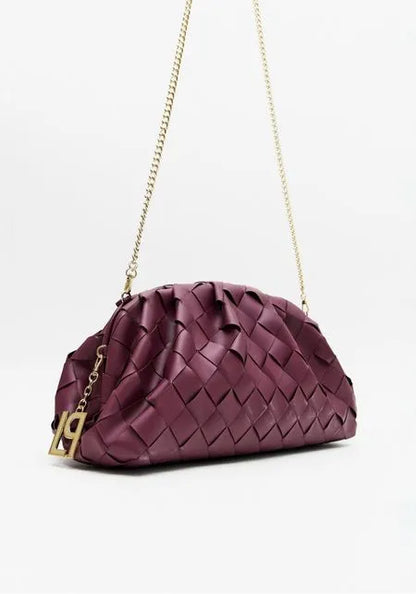 Bolsa Clutch Com Enfeite E Pingente