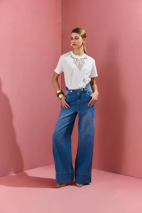 Calça Jeans Recorte Costas Fenda Lateral - Jeans