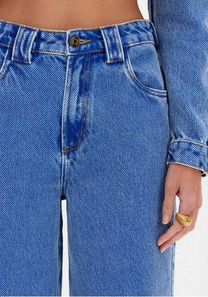 Calça Jeans Wide Leg Com Bolsos