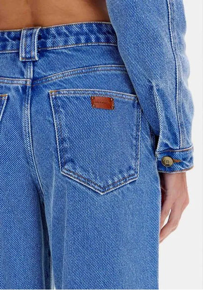 Calça Jeans Wide Leg Com Bolsos