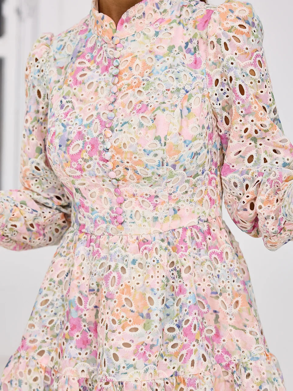 Vestido Maison des Roses Curto em Laise Estampada Floral