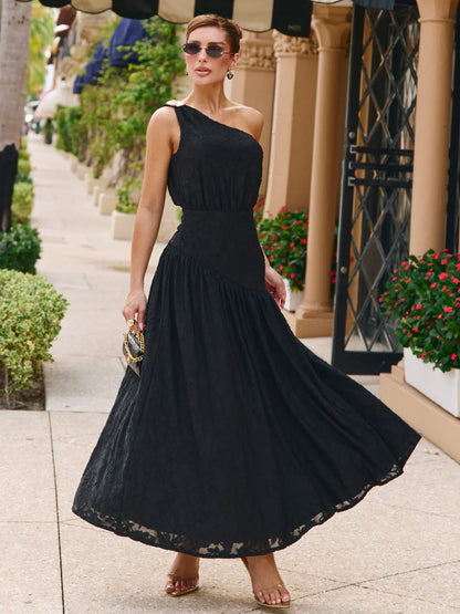 Vestido Mídi Malha Preto Com Broche Dourado St. Tropez