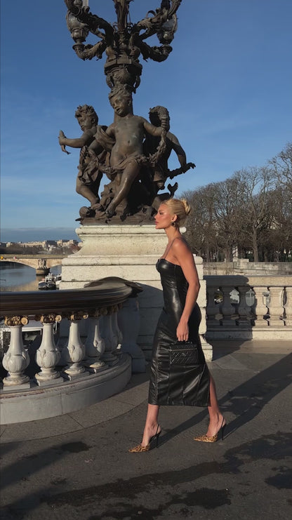 Vestido Midi em Couro Sintético by Nicole Rocha