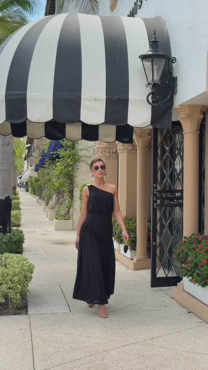Vestido Mídi Malha Preto Com Broche Dourado St. Tropez